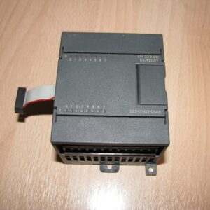 SIEMENS 6ES7223-1PH22-0XA8 Digital Input/Output (I/O) module PLC