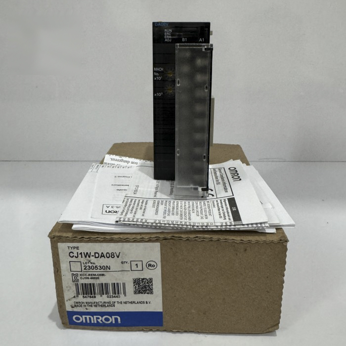 OMRON CJ1W-DA08V analog output unit PLC