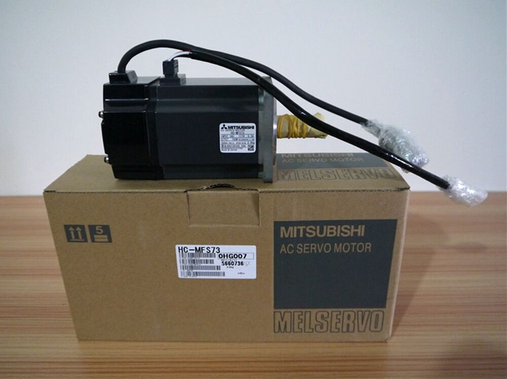 MITSUBISHI HC-MFS73 SERVO MOTOR